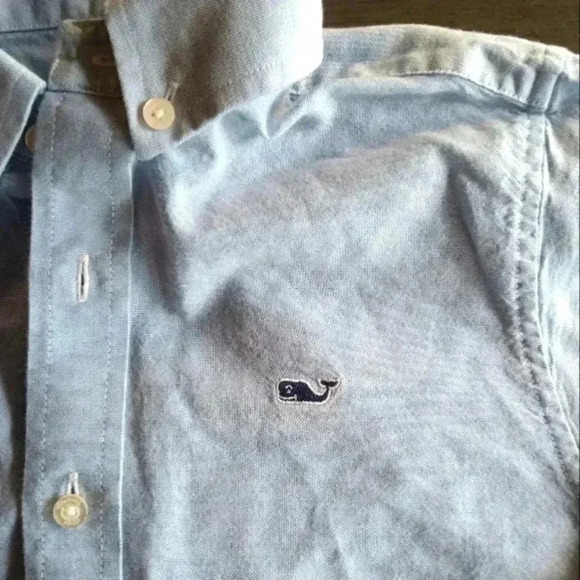 Boys Vineyard Vines Button Down NWOT - Picture 2 of 3